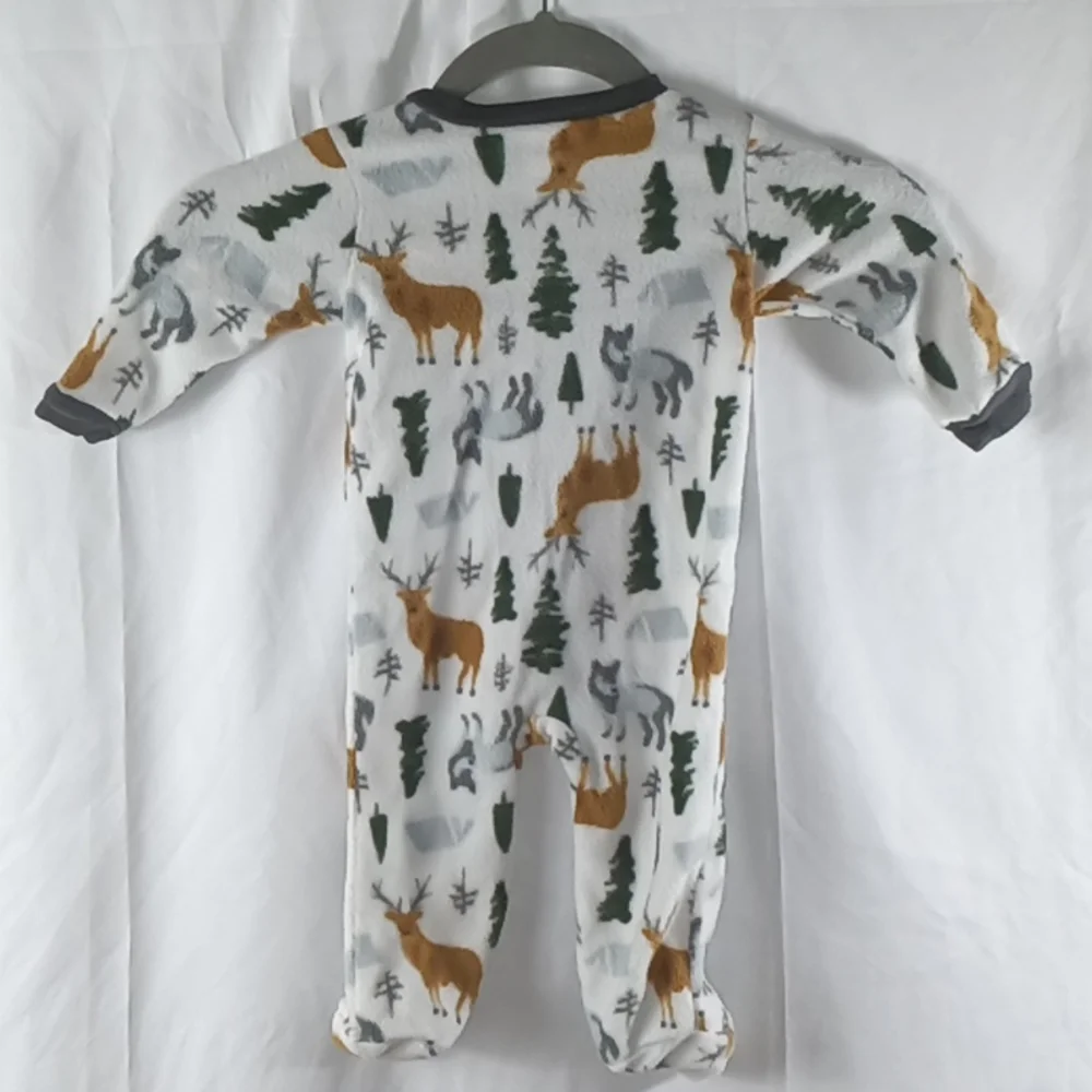 Boys pajamas size 3-6 months - Picture 2 of 2